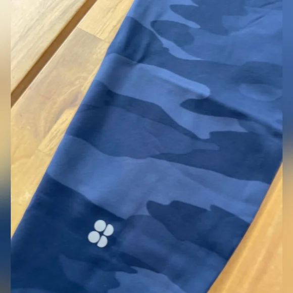 Sweaty Betty Womens Power 7/8 Length Blue Camo Pocket Leggings Size Small - Picture 5 of 6